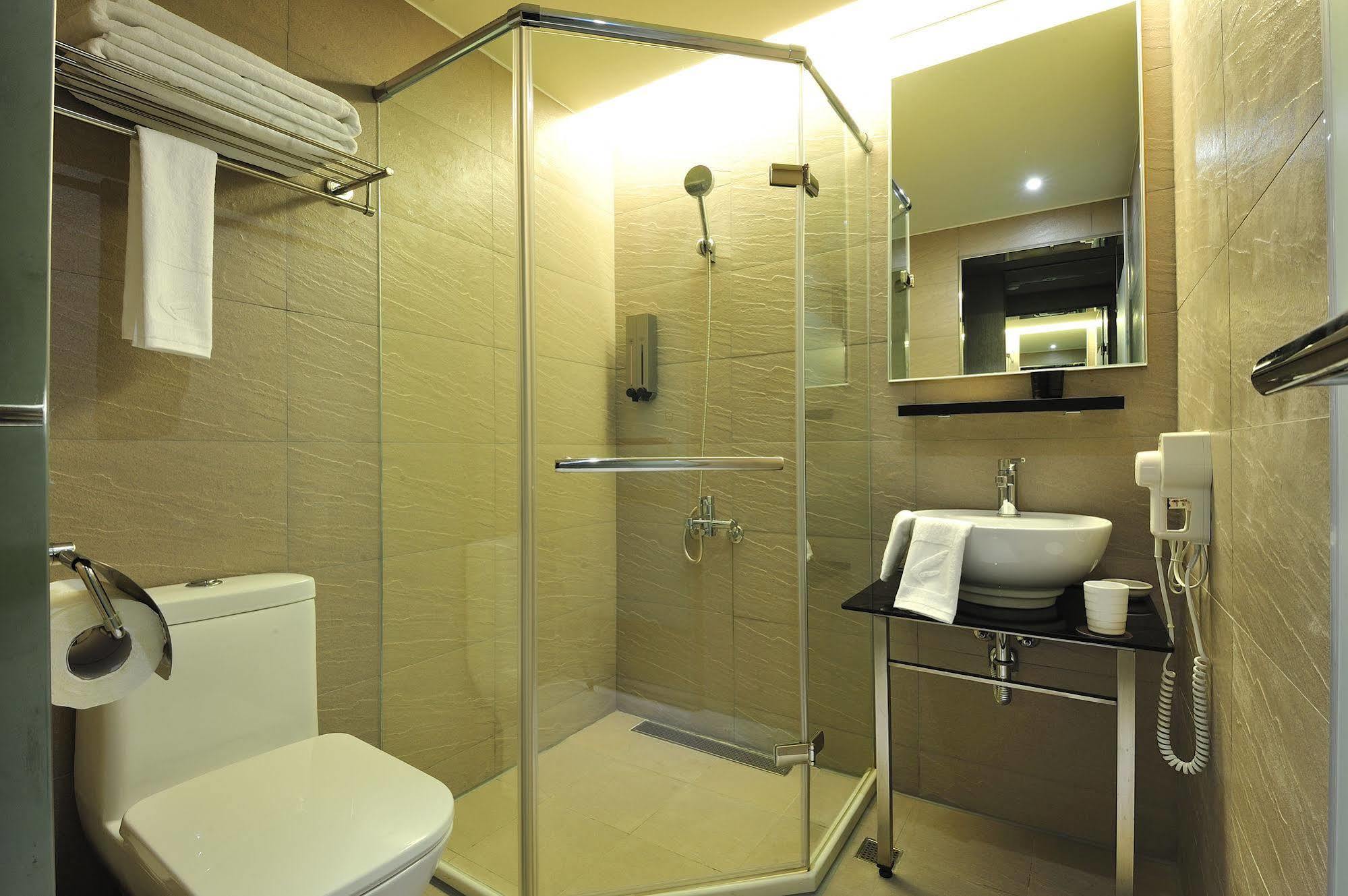 Forward Suites II Taipéi Exterior foto